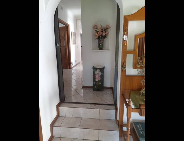 3 BEDROOM HOUSE FOR SALE IN VANDERBIJLPARK SE 2